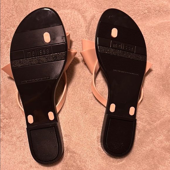 Melissa Jelly Black with Blush Pink Bow Thong Sandals - Picture 3 of 3